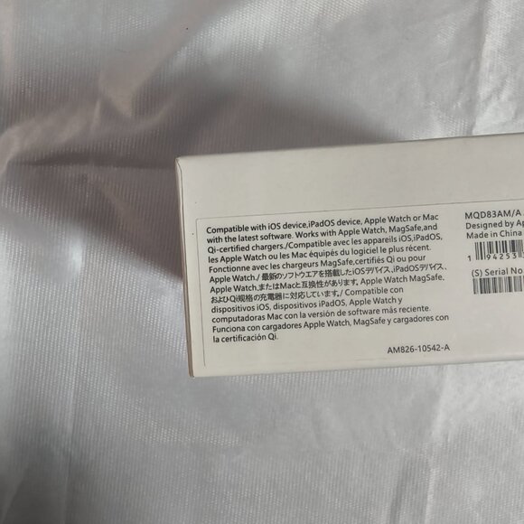 Brand new ✨APPLE AirPods Pro 2｜MagSafe charging case - Picture 5 of 5